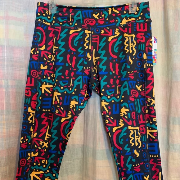 LuLaRoe Jade Capri - Picture 3 of 6